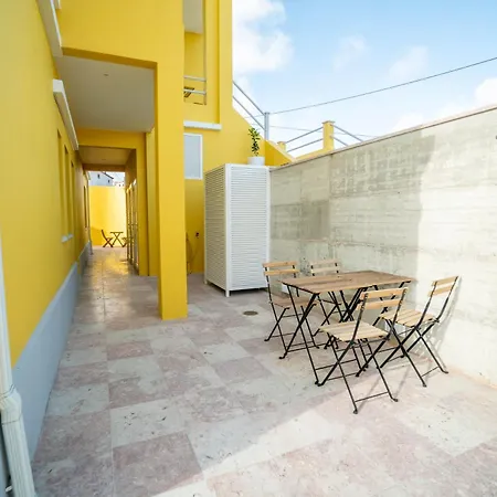 Casa Amarela Tangerina 아파트