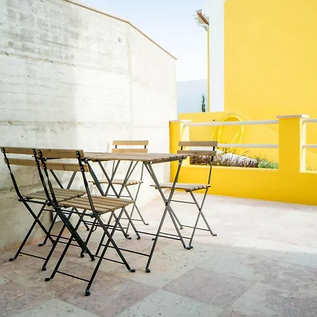 Casa Amarela Tangerina * Encarnacao