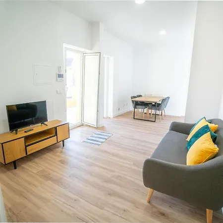Casa Amarela Tangerina 아파트