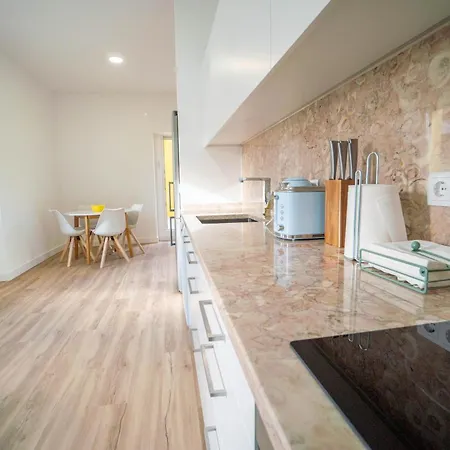 Casa Amarela 36 *