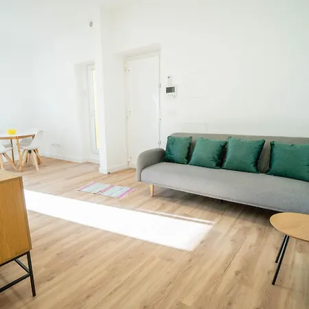 Casa Amarela 36 Daire Encarnacao